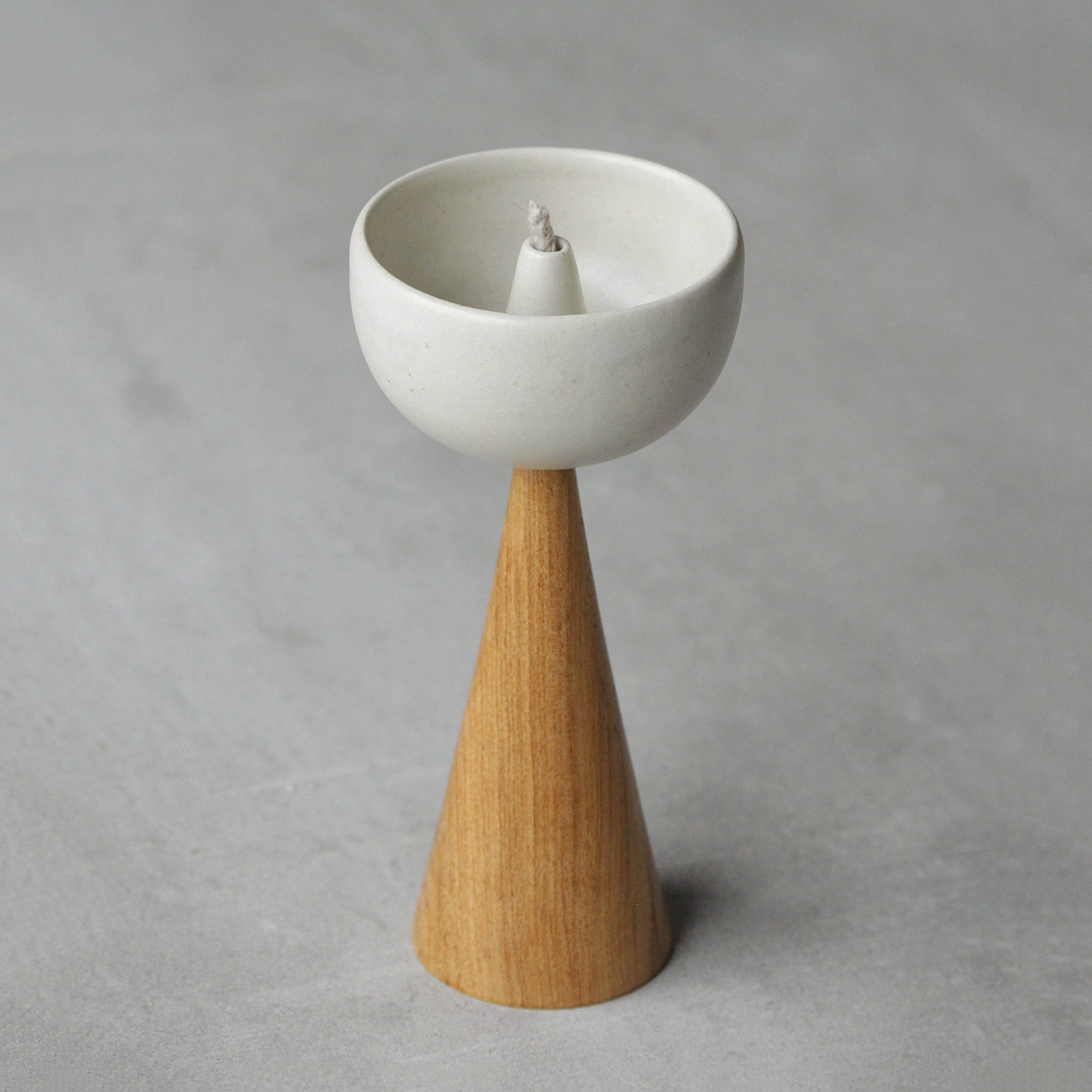 Rayden Urban Tweeter Oil Lamp Tall (White)