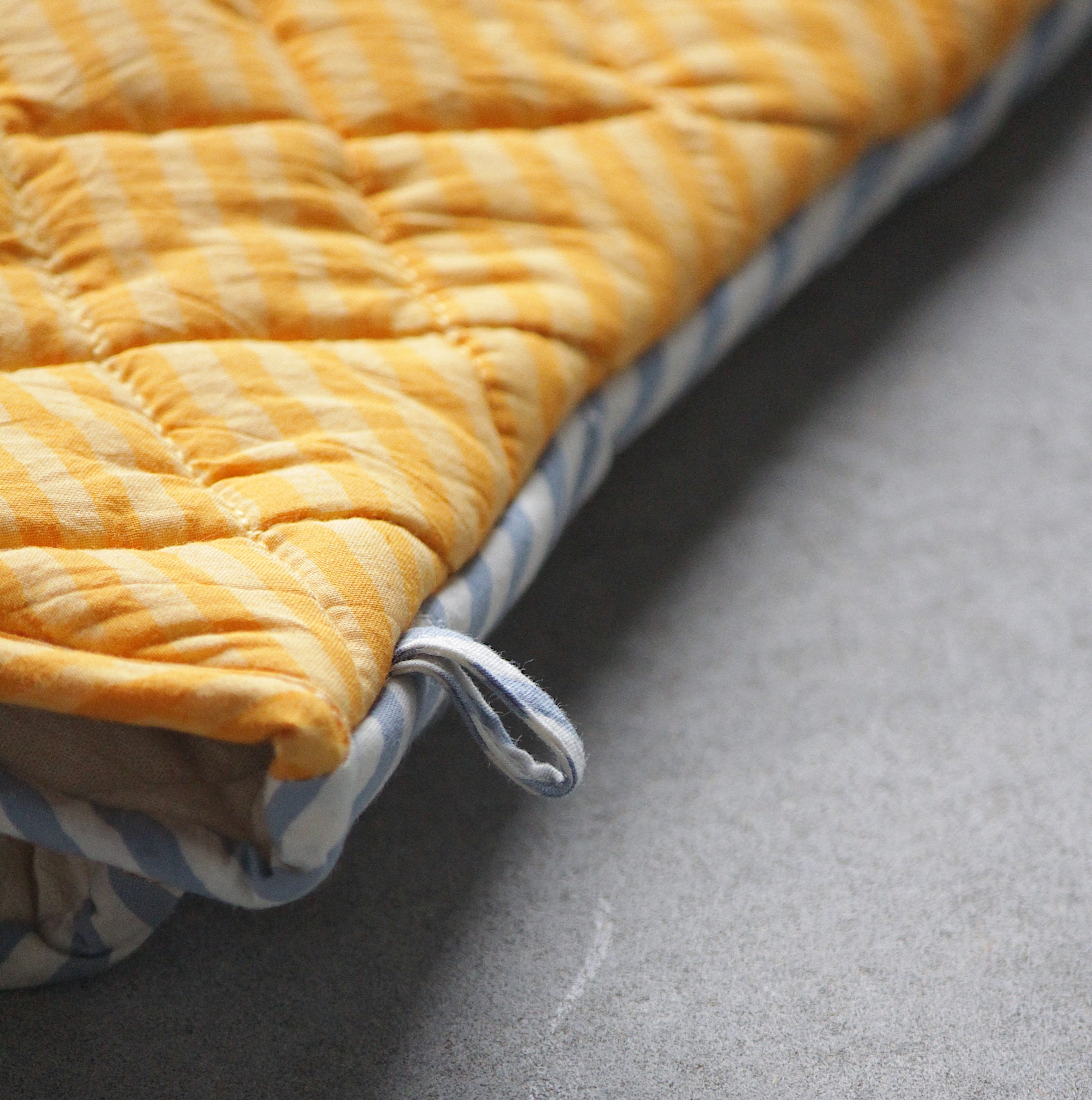 Rayden Basik Pop Mitten (Blue/Rust)