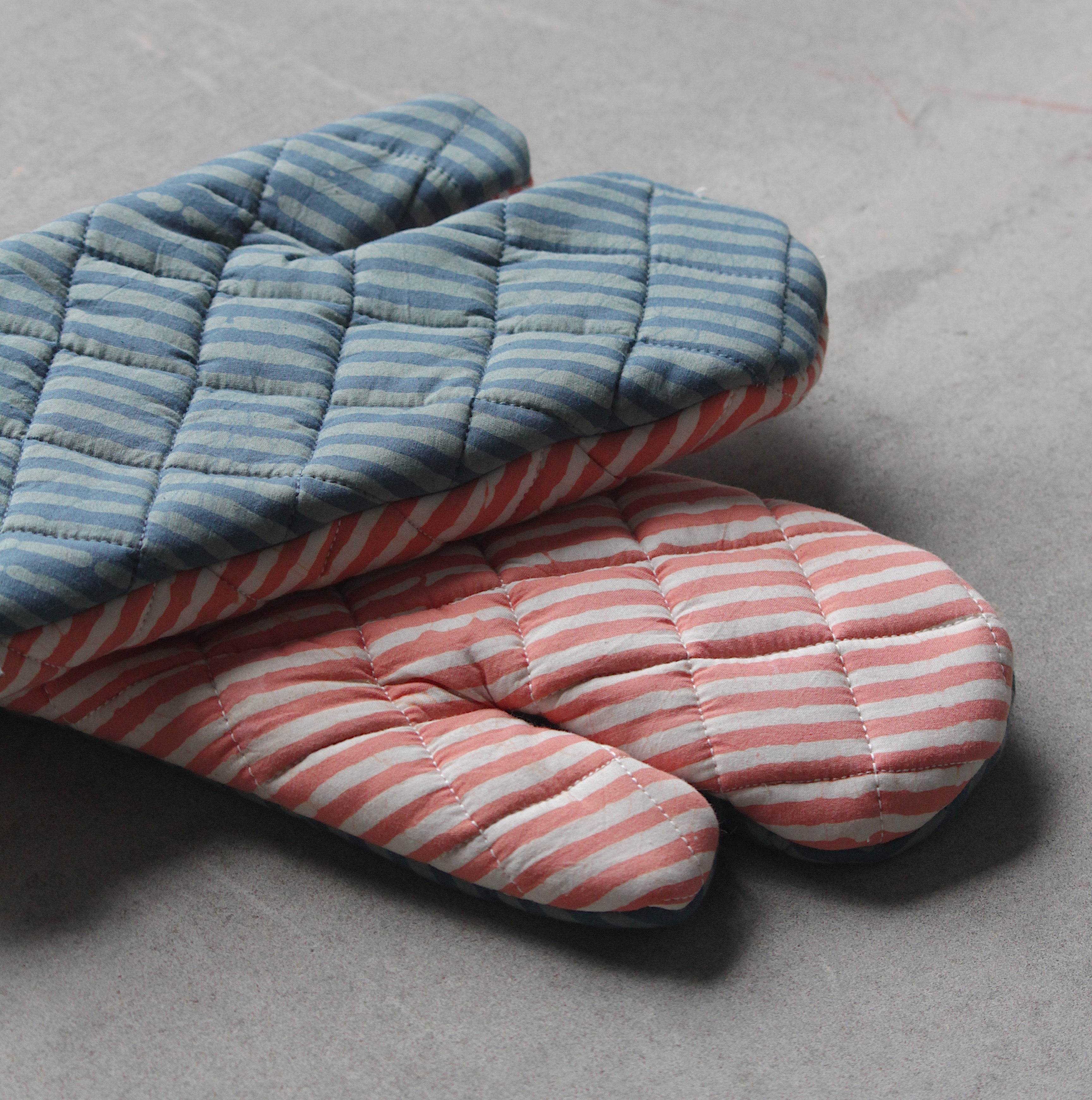 Rayden Basik Pop Mitten (Teal/Coral)