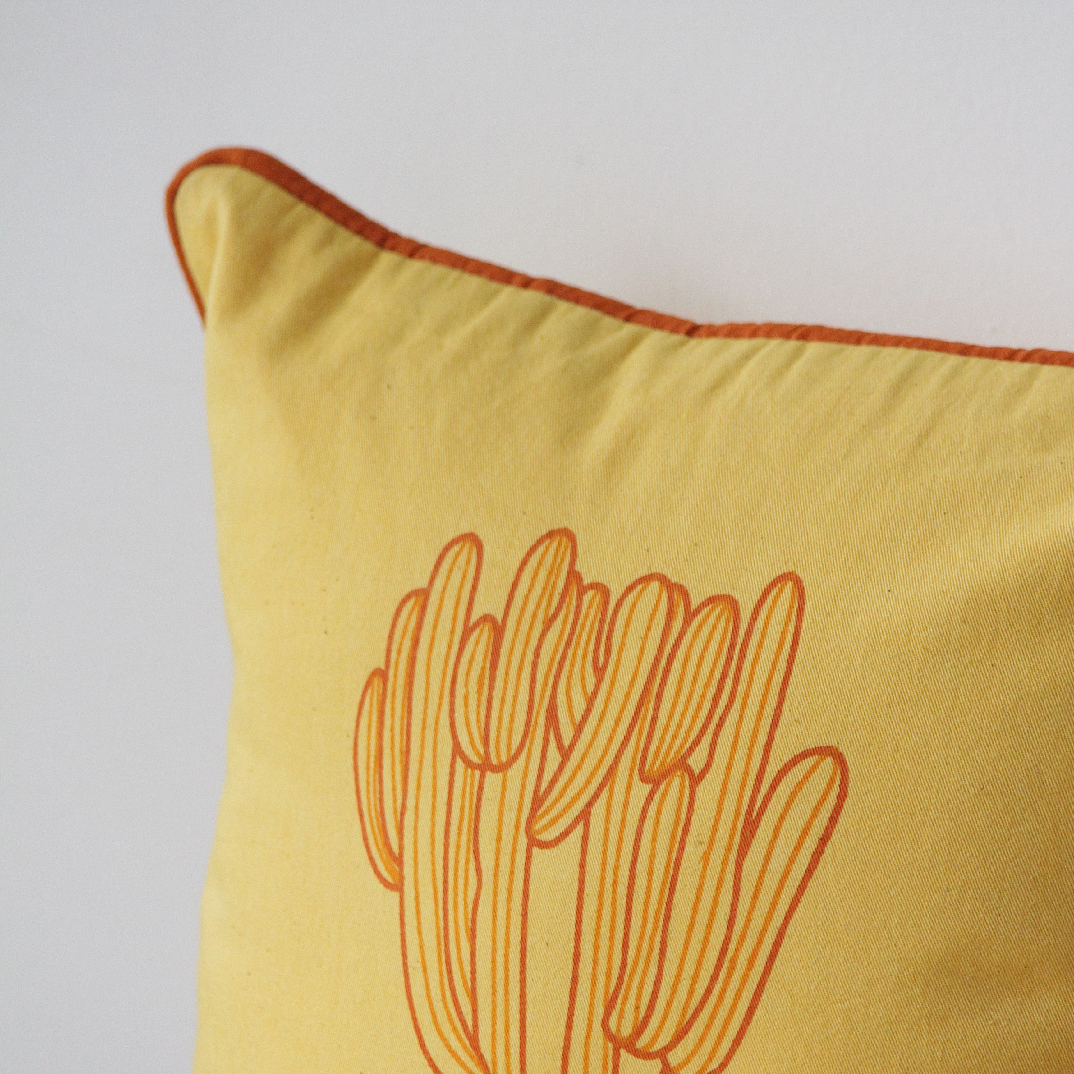 Rayden Habitat Desert Cactus (set of 2)