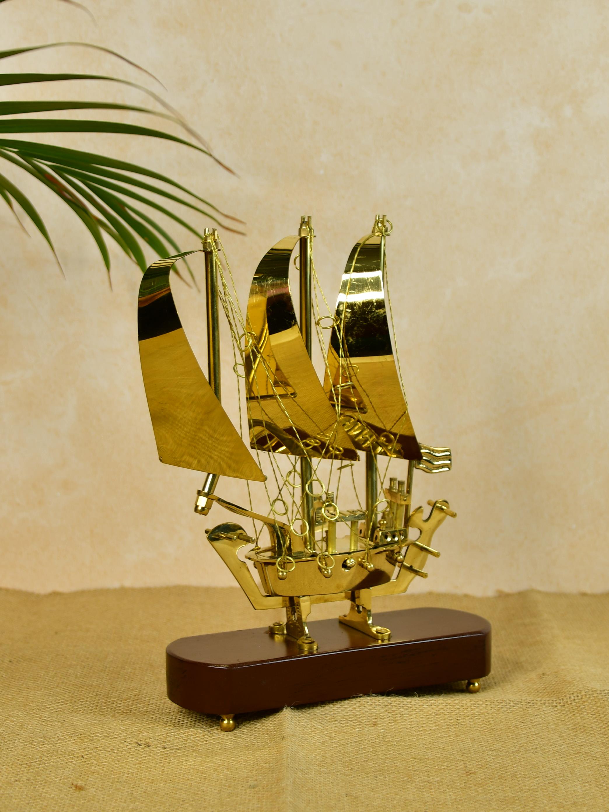Sowpeace Brass Ship Decor