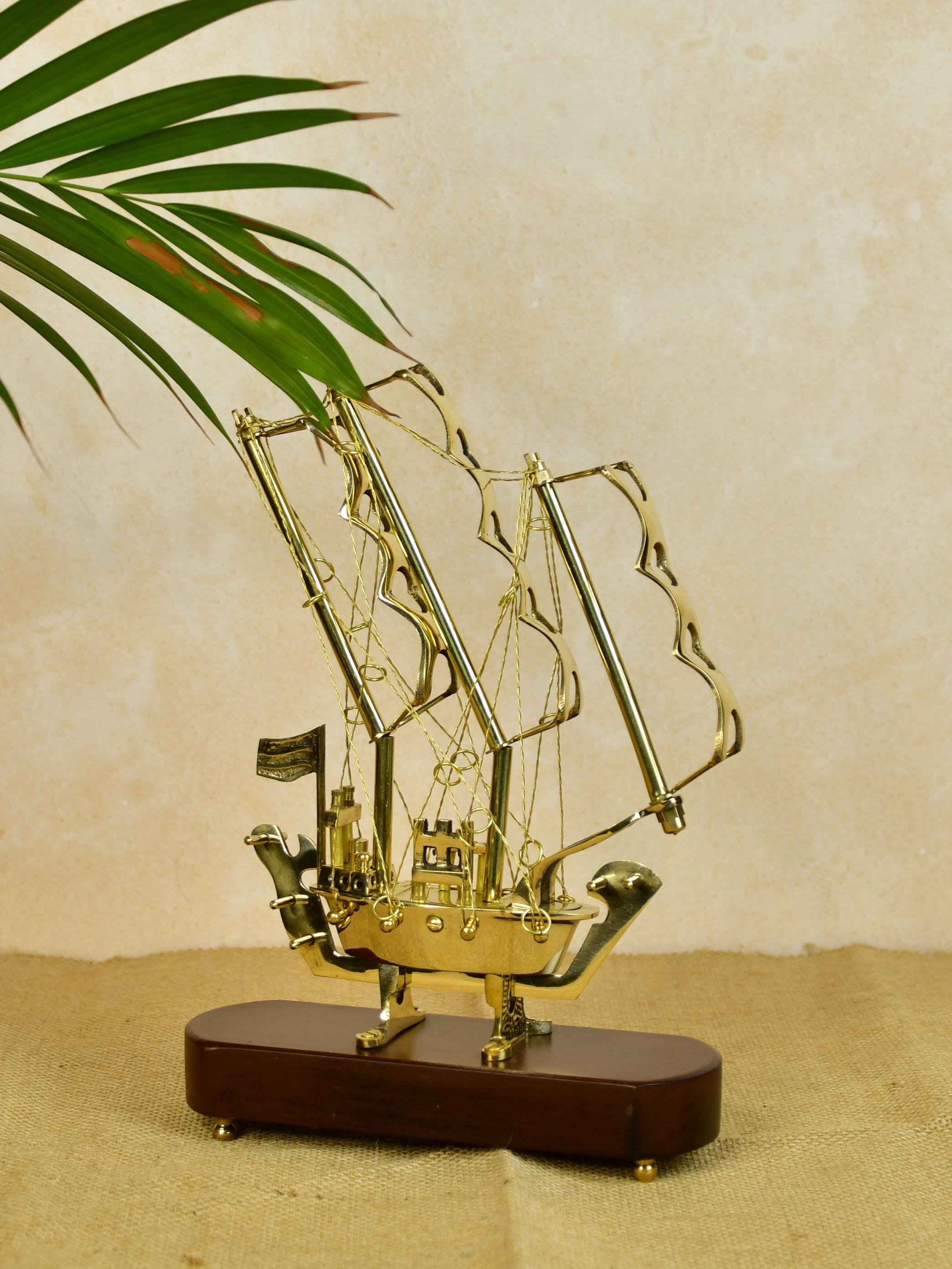 Sowpeace Brass multi sail Ship