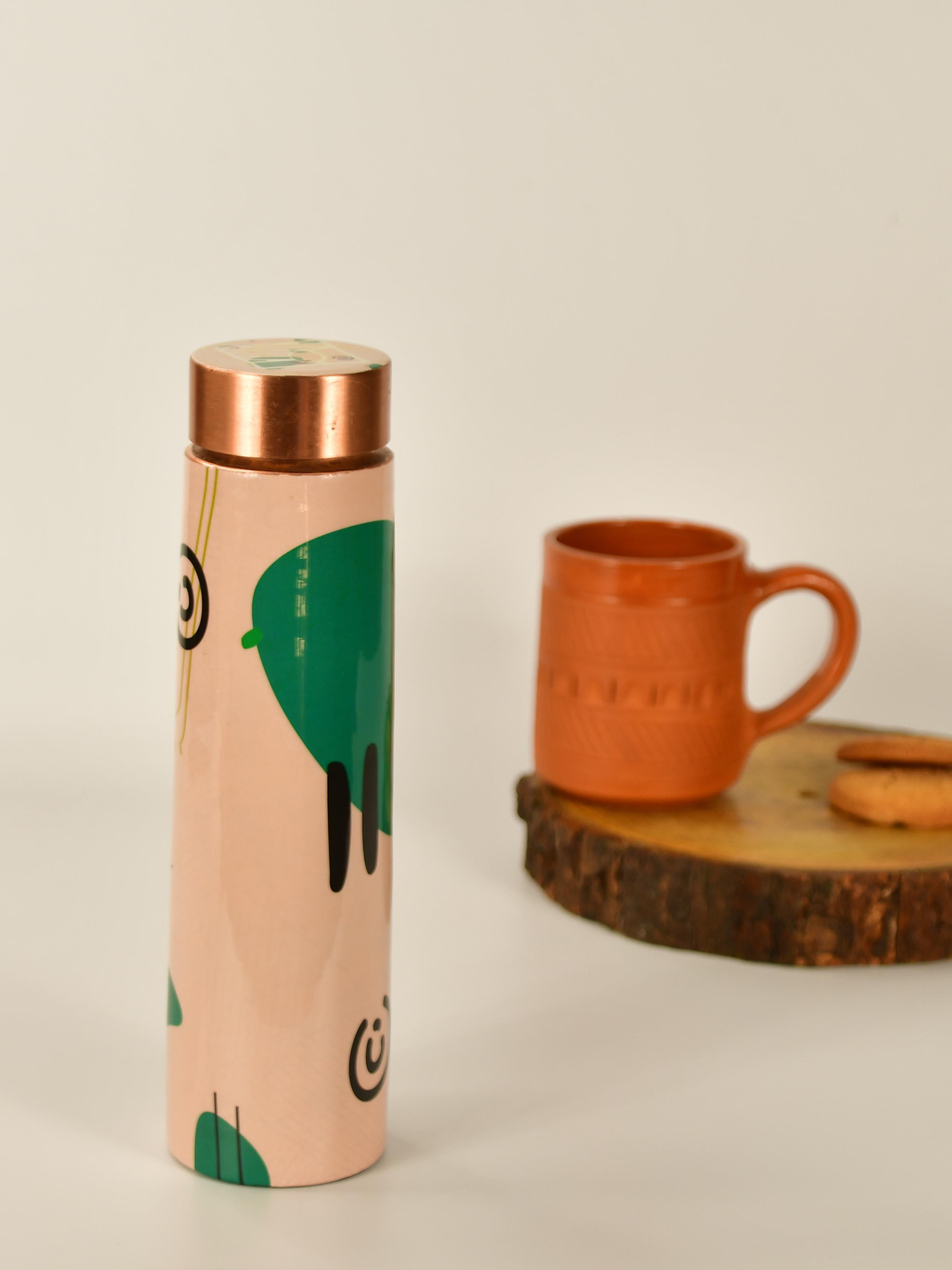 Sowpeace Trendy bottle sporting abstract designs