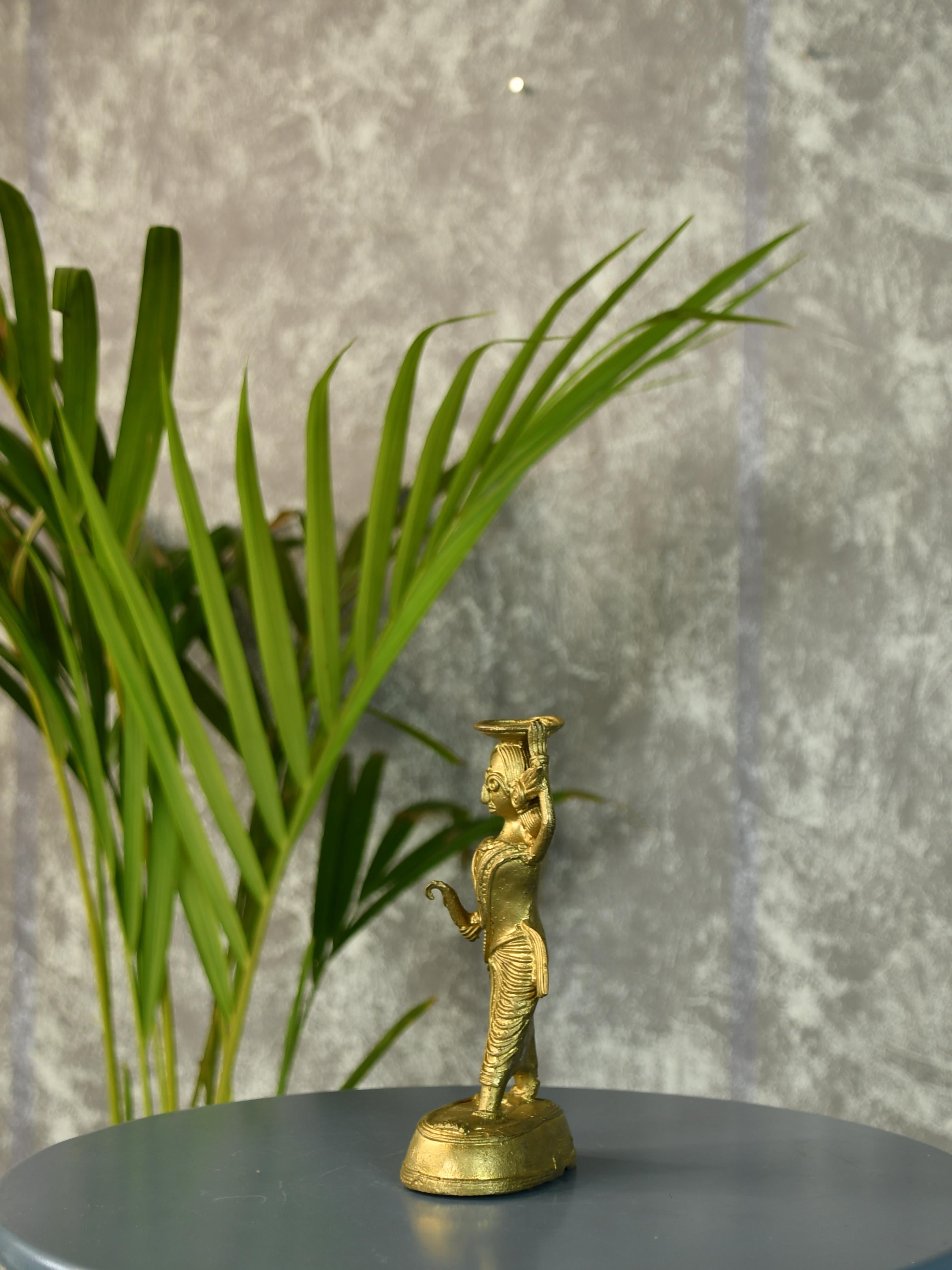 Sowpeace Evolution of feminity