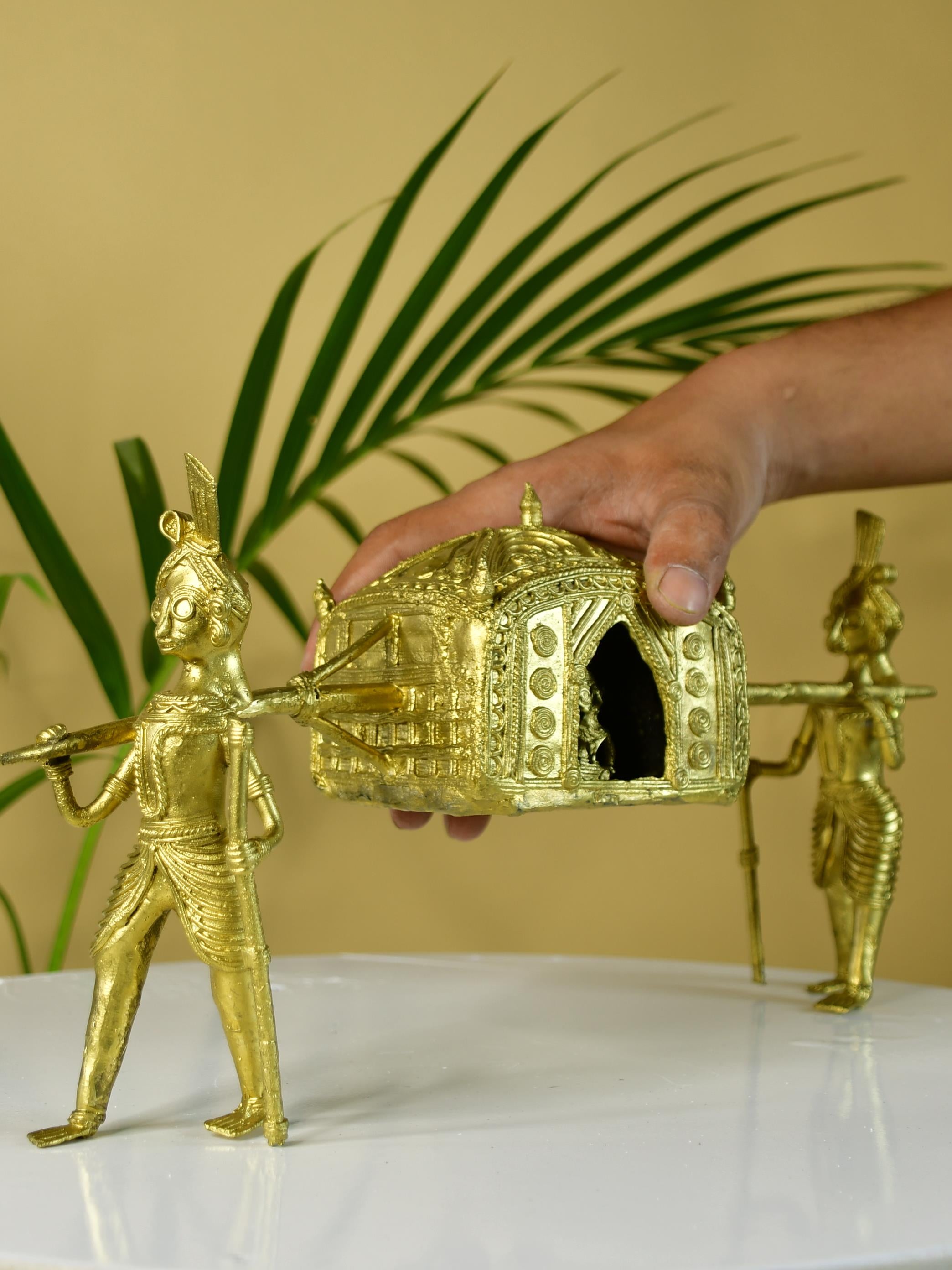 Sowpeace Brass Dhokra Art Wedding Palki: Elite Décor