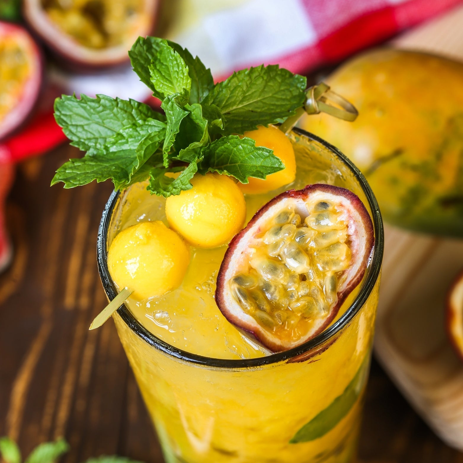 Flavours Avenue Passion Fruit Concentrate 750 ml