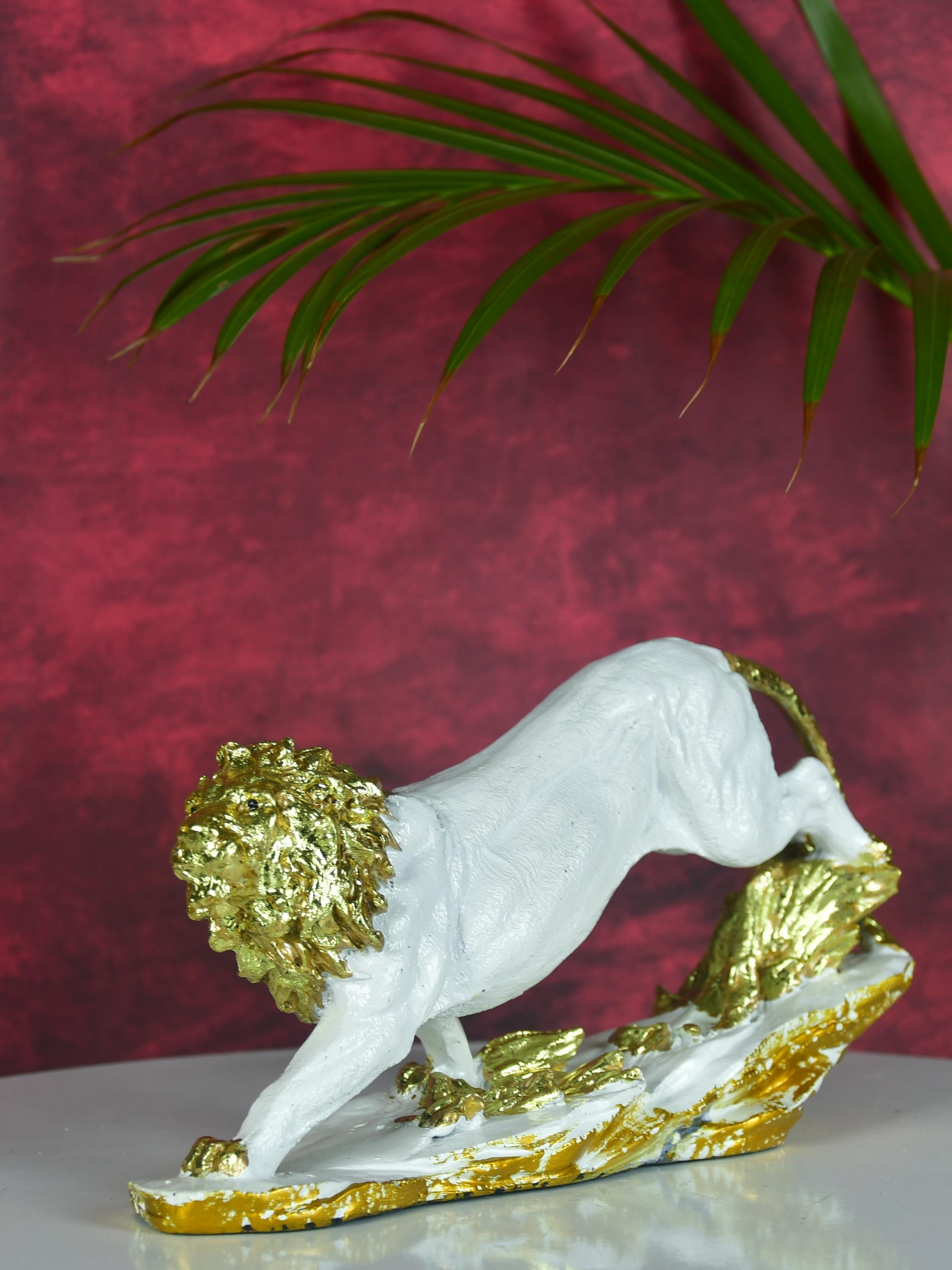 Sowpeace Resin Leaping Lion