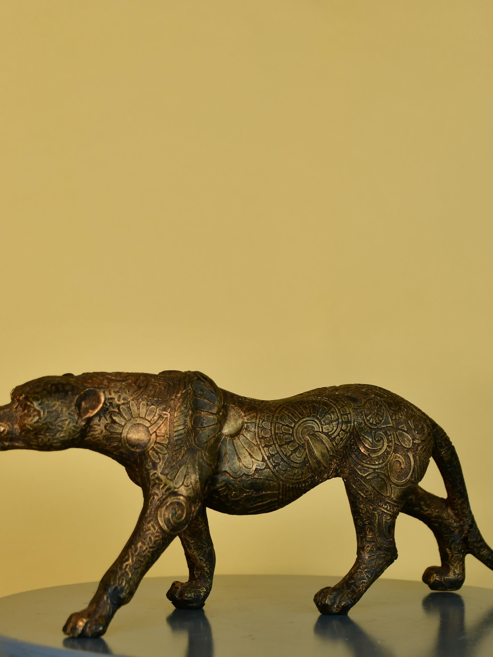 Sowpeace Resin Panther Decor