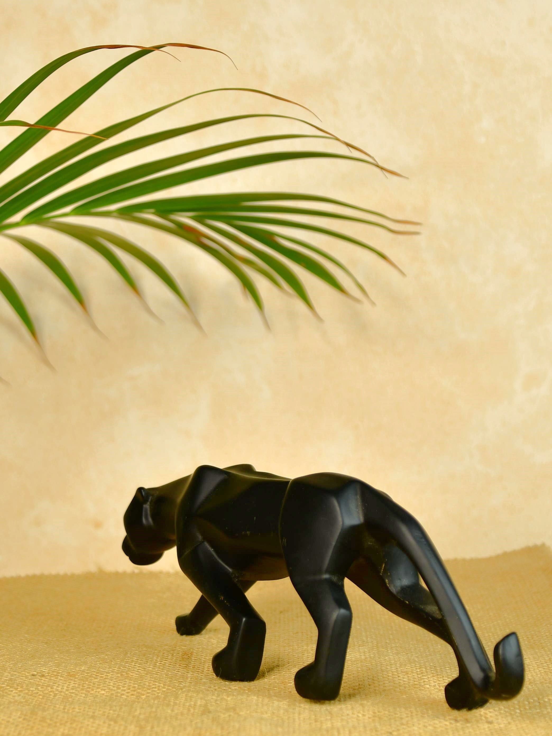 Sowpeace Resin Panther Statue