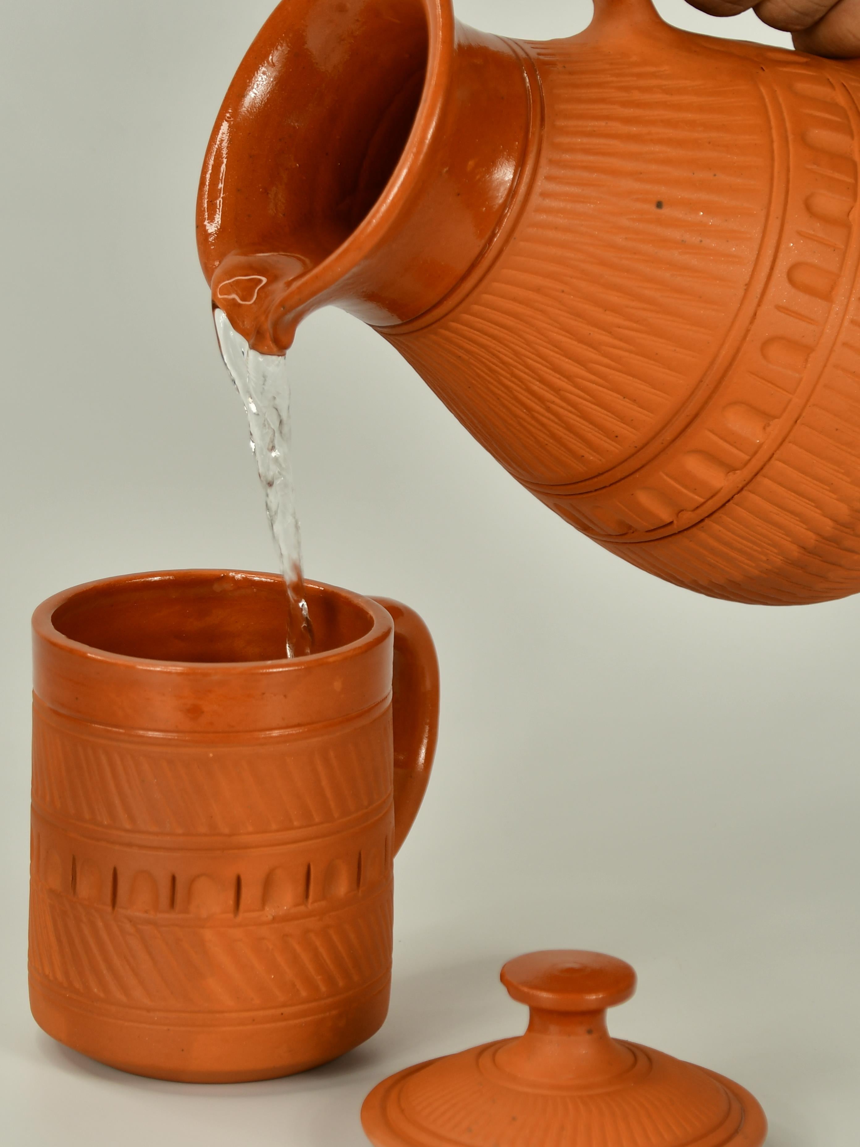 Sowpeace Jug of water