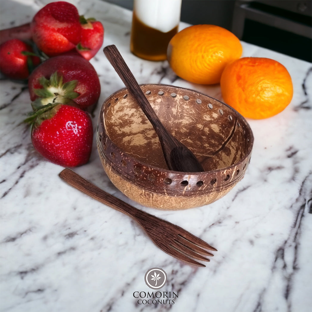 Comorin Coconuts Two-Toned Punchout Coconut Bowl 500ml