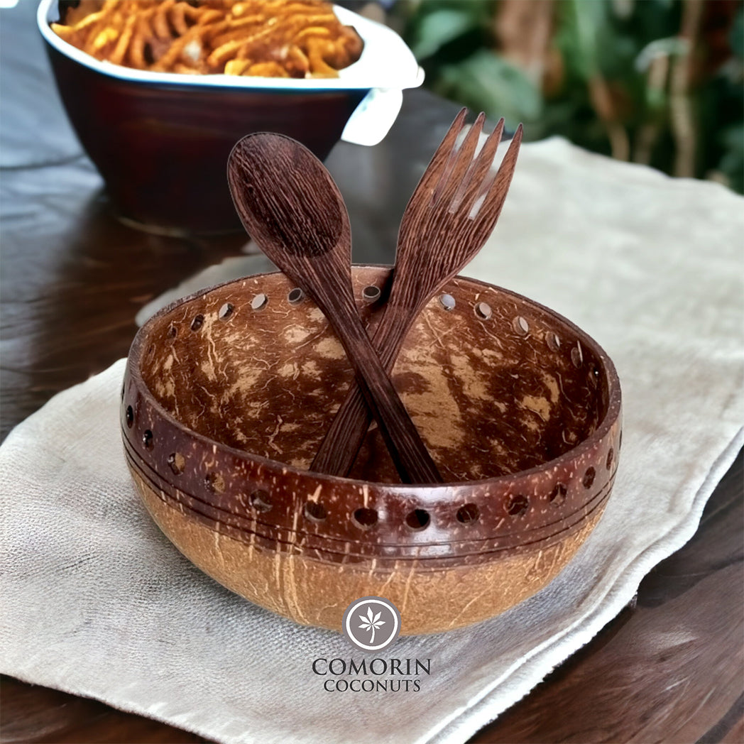 Comorin Coconuts Two-Toned Punchout Coconut Bowl 500ml